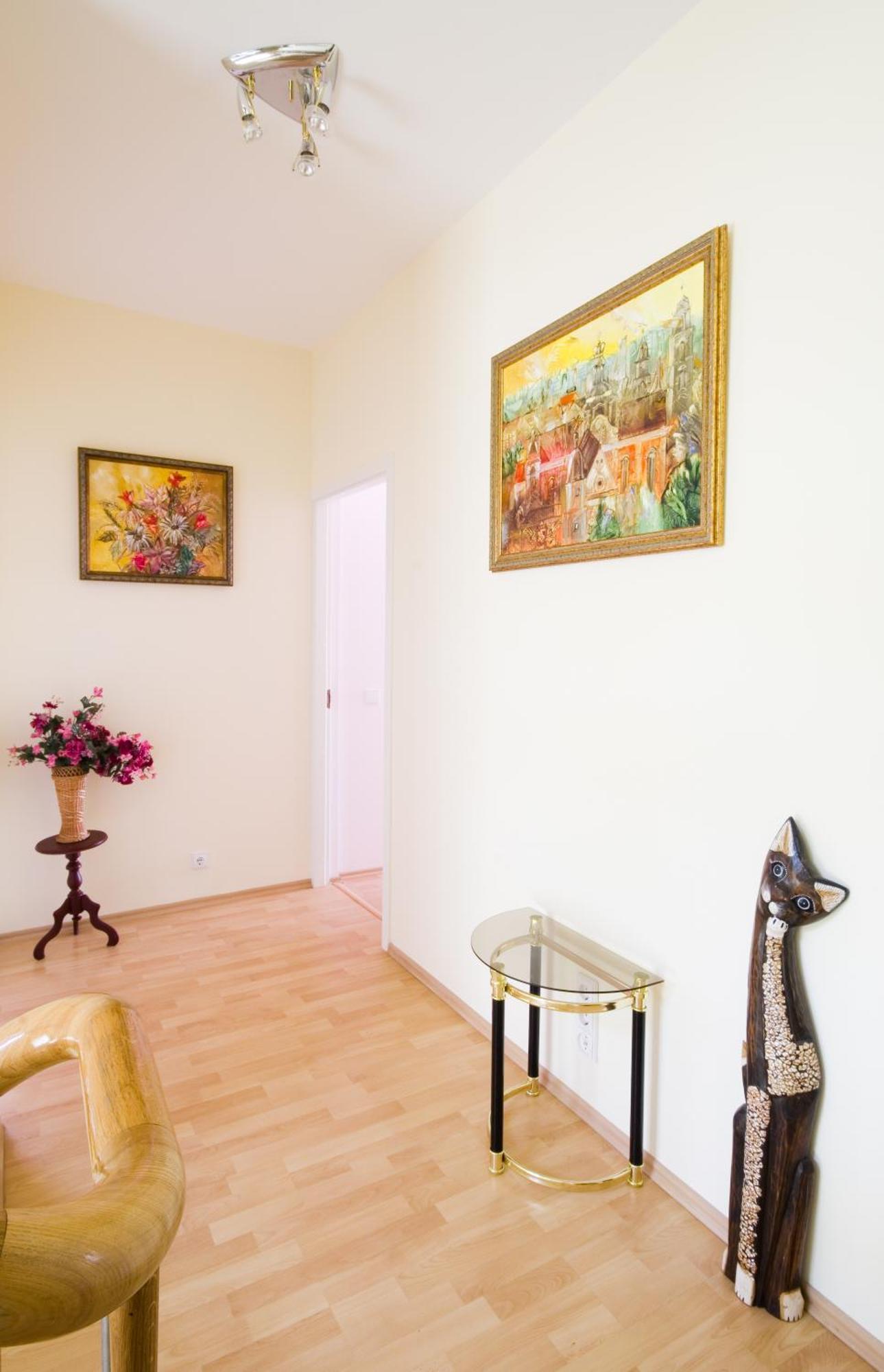 Vgh Accommodation Services Вильнюс Экстерьер фото